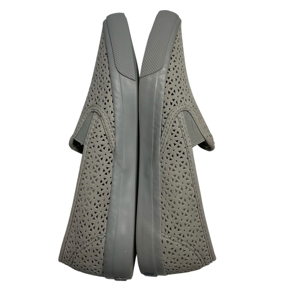 Sperry Women's Top Sider Seaside Perforated Cut-Out Gray Slip On Sneaker Sz. 8 - Picture 7 of 11